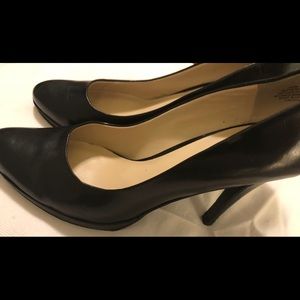 Nine West women’s heels size 8.5
